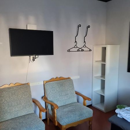Bromoella Camping O Vandrarhem Εξωτερικό φωτογραφία