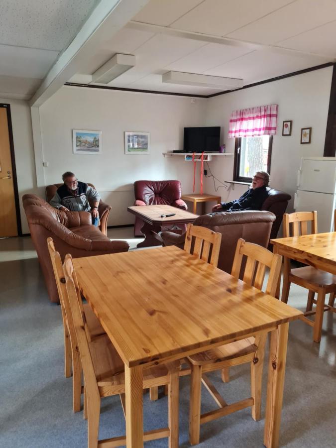 Bromoella Camping O Vandrarhem Εξωτερικό φωτογραφία
