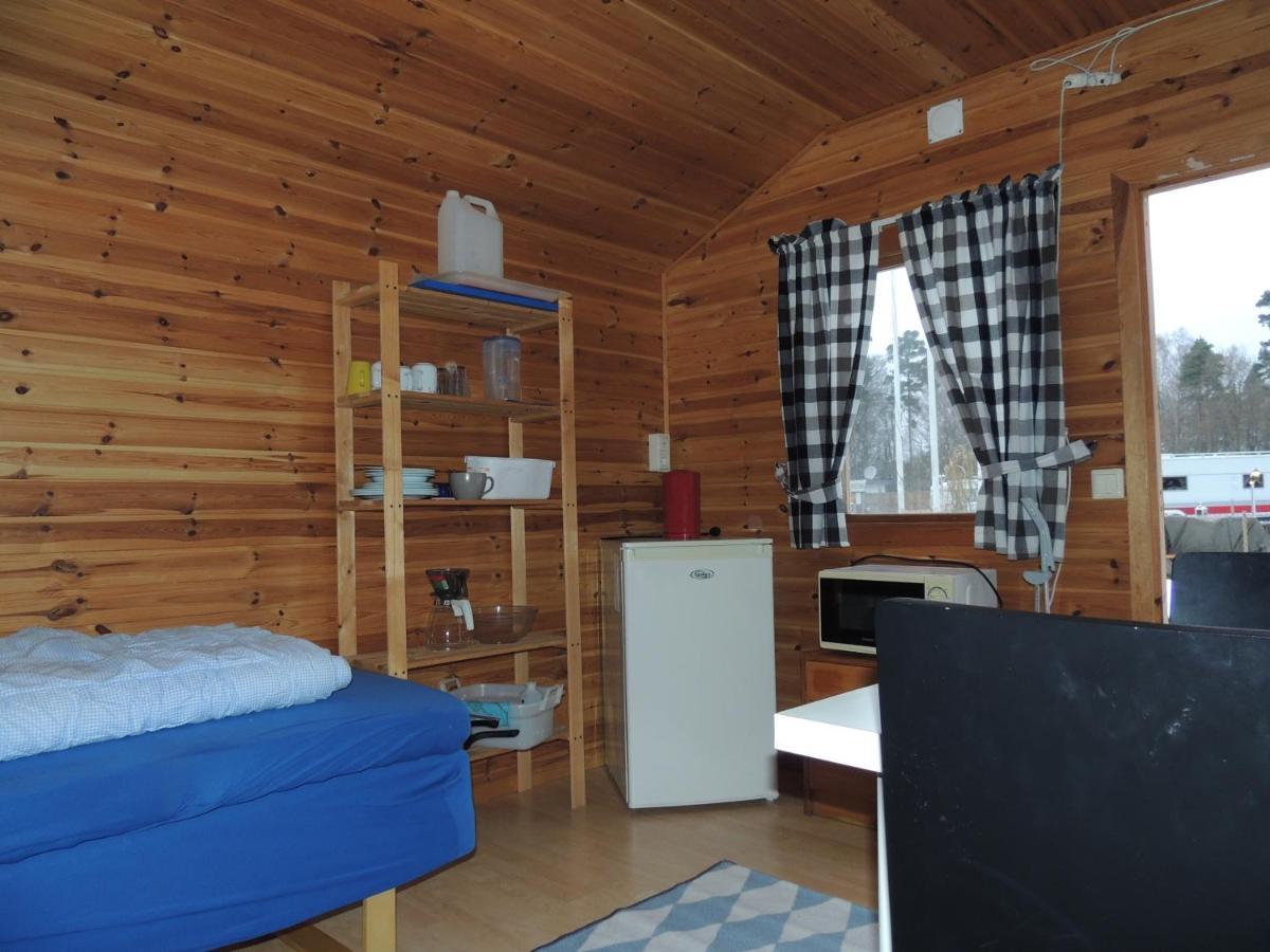 Bromoella Camping O Vandrarhem Εξωτερικό φωτογραφία